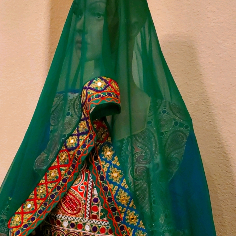 Afghan clothes